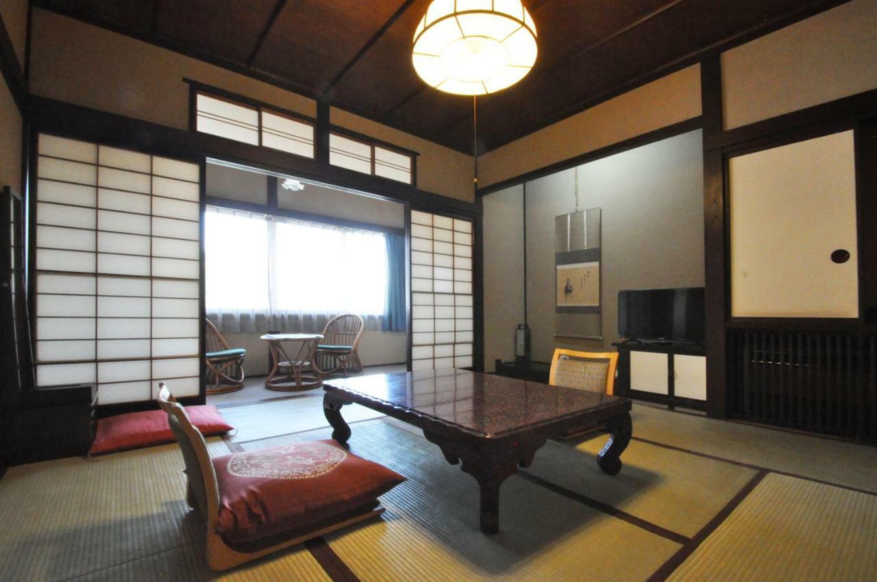 Higashiishikawa Ryokan Мацумото Экстерьер фото
