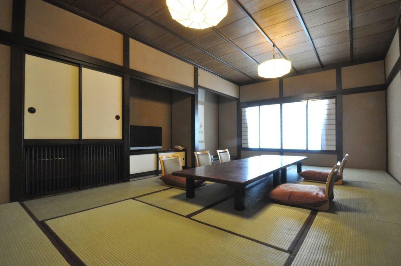 Higashiishikawa Ryokan Мацумото Экстерьер фото